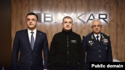 Aqil Qurbanov, Haluk Bayraktar və Ramiz Tahirov (Mənbə: Baykar şirkəti)