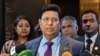  ফাইল ছবি-সাংবাদিকদের সঙ্গে আলাপকালে পররাষ্ট্রমন্ত্রী আব্দুল মোমেন