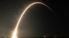Різдвяна індичка та черв’яки – що несе ракета SpaceX до МКС