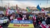 Мітинг в Лос-Анджелесі: українці вимагали жорсткіших санкцій, а деякі росіяни навіть палили свої паспорти. Відео