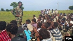 ኣቶ ሞላ ኣስገዶም