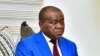 Fortunat Biselele (R) mopesi toli ya lokumu ya pembeni ya mokonzi ya RDC Félix Tshisekedi, na Aqaba, Jordanie, 23 sanza ya misato 2022. (Présidence de la RDC)