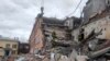 Архівне фото 2022 року: Школа в Чернігові постраждала від російських обстрілів 