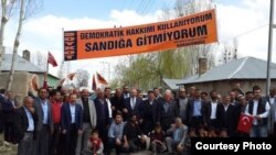 İyun seçkiləri öncəsi, Kürəsünni Türklərinin boykot kampaniyası - Van, Qaragündüz kəndi