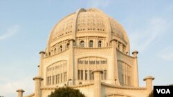 Çikaqoda bahai məbədi. 1979-cu il İslam İnqilabından bəri İranı minlərlə bahai tərk etmək məcburiyyətində qalıb.