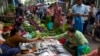 ရန်ကုန်မြို့ ဈေးတခုမြင်ကွင်း။ နိုဝင်ဘာ ၁၁၊ ၂၀၁၅။