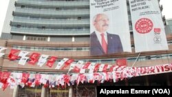 Ana müxalifət sayılan Cümhuriyyət Xalq Partiyasının (CHP) baş qərargahı