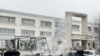 Hiện trường sau cuộc tấn công mà chính quyền địa phương nói là bằng tên lửa của Ukraine ở Belgorod, Nga, ngày 16/3/2024. (Kênh Telegram của Thống đốc vùng Belgorod Vyacheslav Gladkov qua Reuters)