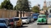 Dos medidas impopulares anunciadas por el gobierno de Cuba en los últimos días han sido pospuestas como aumentar el precio de los combustibles y ahora la subida tarifaría de los billetes del transporte público.