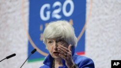 Фото: Міністр фінансів США Дженнет Єллен під час прес-конференції на засіданні міністрів «Великої 20-ки» Венеція, Італія