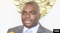  Edson Macuácua