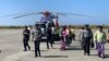 နိုင်ငံတော်အတိုင်ပင်ခံပုဂ္ဂိုလ် ဒေါ်အောင်ဆန်းစုကြည် ရခိုင်ပြည်နယ် မာန်အောင်မြို့ကိုရောက်လာစဉ် (ဓါတ်ပုံ- Myanmar State Counsellor Office)