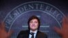 Presiden baru Argentina Javier Milei menyapa para pendukungnya di Buenos Aires, pada 19 November 2023. (Foto: Reuters/Agustin Marcarian)