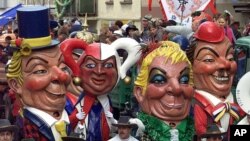 Alman kentlerinde yapılan karnaval yürüyüşlerinden biri
