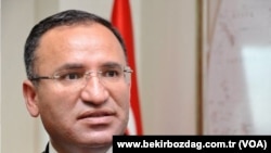 Yurtdışı Türkler'den sorumlu Başbakan Yardımcısı Bekir Bozdağ