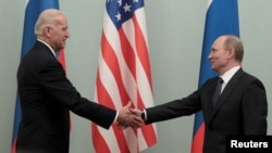 Зустріч тодішніх віце-президента США Джо Байдена та прем'єр-міністра Росії Володимира Путіна у Москві, 10 березня 2011 року