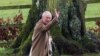 El Rey Carlos III captado el 11 de febrero a su arribo al servicio de la iglesia St. Mary Magdalene en Sandringham en el oeste de Reino Unido. 