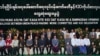 အောက်တိုဘာ ၁၀၊ ၂၀၁၃ ခုနှစ်က မြန်မာအစိုးရငြိမ်းချမ်းရေးအဖွဲ့နဲ့ KIO ကချင်လွတ်လပ်ရေးအဖွဲ့တို့ မြစ်ကြီးနားမြို့မှာ ငြိမ်းချမ်းရေး ဆွေးနွေးခဲ့ကြစဉ်။